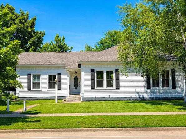 1924 MAIN STREET, Stevens Point, WI 54481