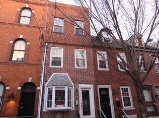 771 S 6th St, Philadelphia, PA 19147