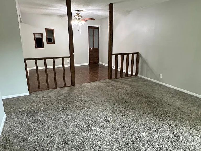 20 Rodrick Dr — Photo 7