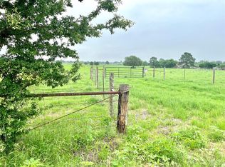 Farris Ln, Smithville, TX 78957
