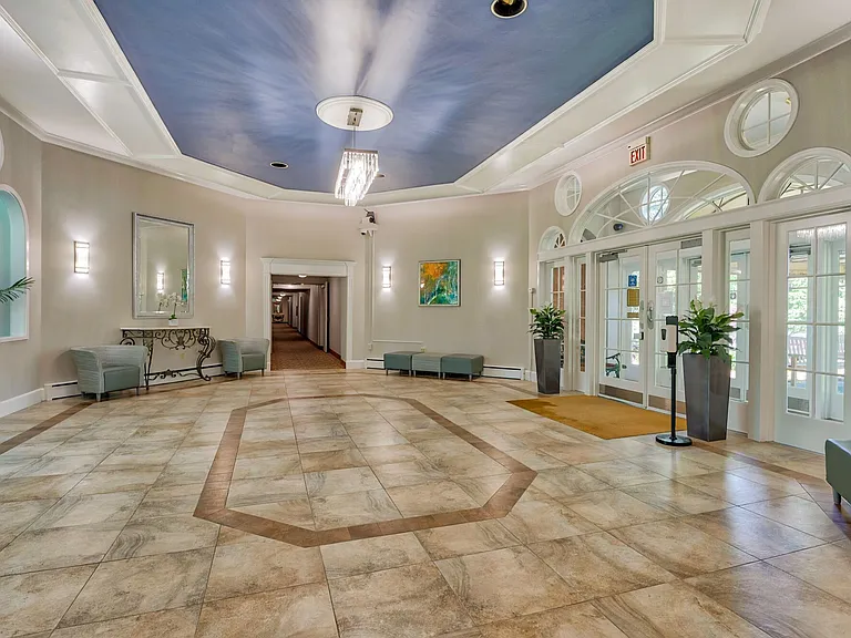 Thomas Wynne Apartments — Photo 20