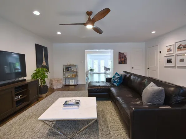 771 Worthshire St, Houston, TX 77008