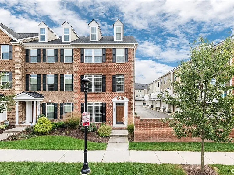 3901 Pumpkin Seed Ln #1 — Photo 5