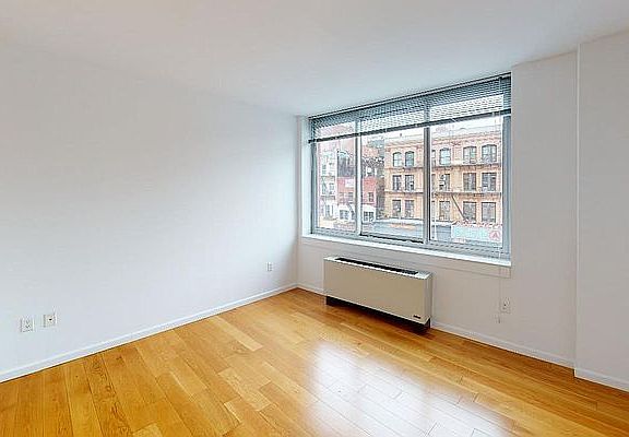 5th image of 229 Chrystie St APT 331