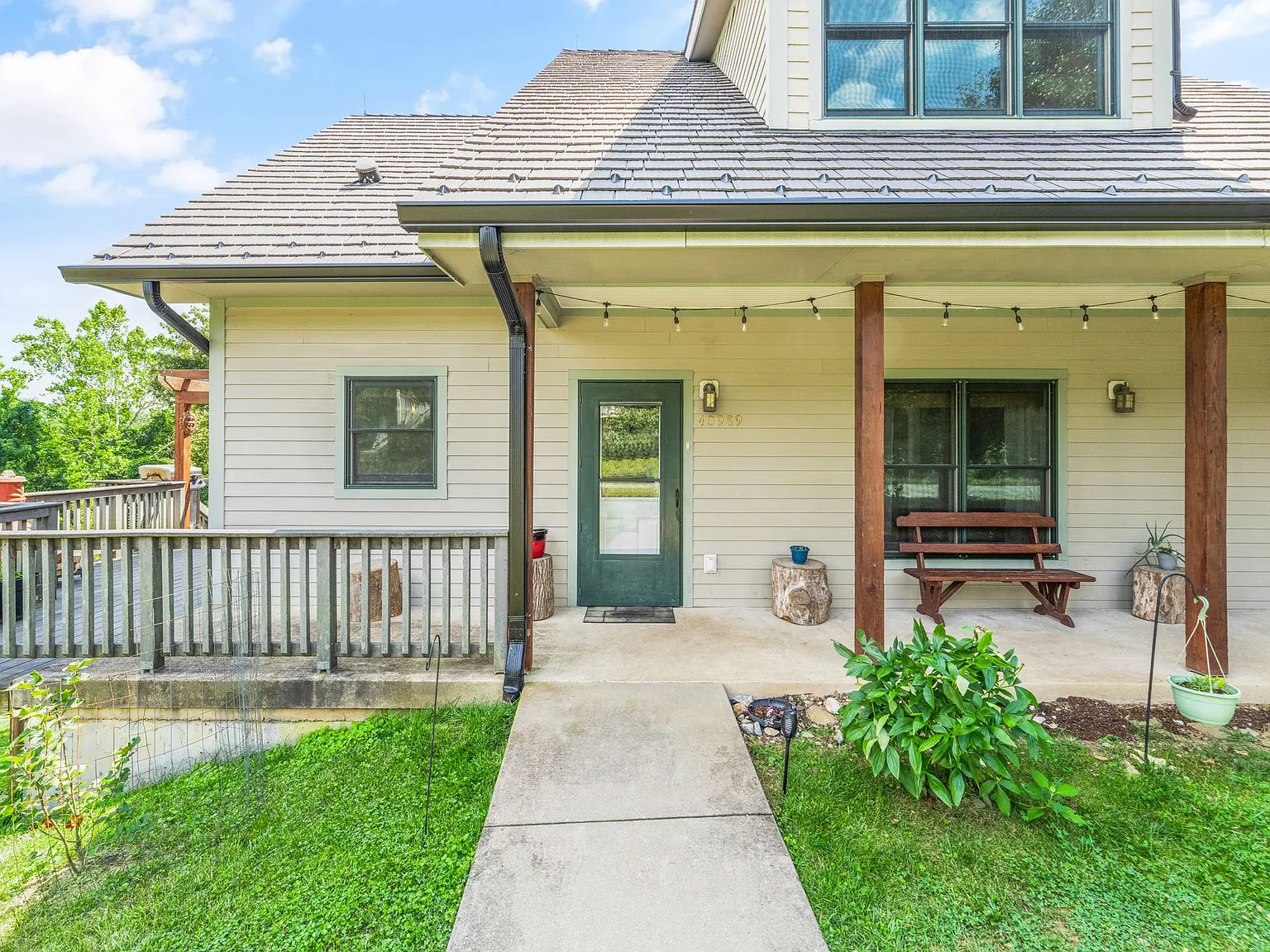 4 bed, 2864 sqft, $3,400 — Photo 3