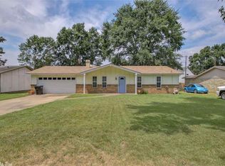 219 Southeastern Ave, Jacksonville, AR 72076