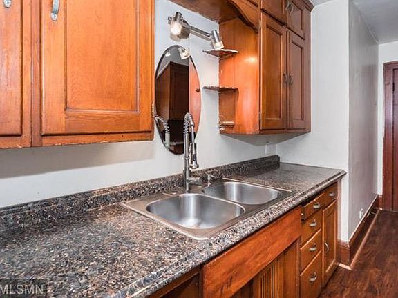 2nd image of 2727 Harriet Ave S #2