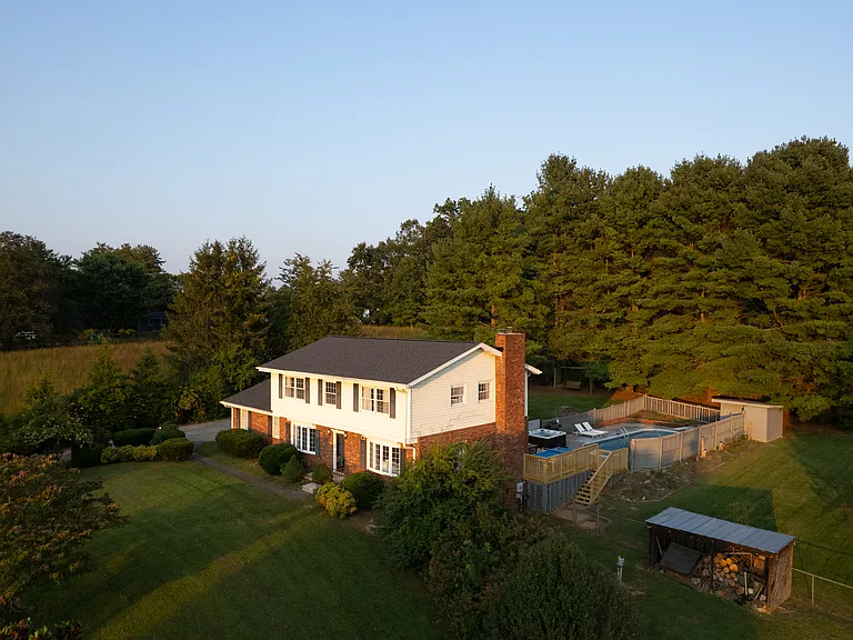 206 Odonald Rd — Photo 29