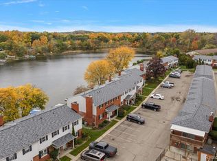 6641 Andersonville Rd, Clarkston, MI 48346