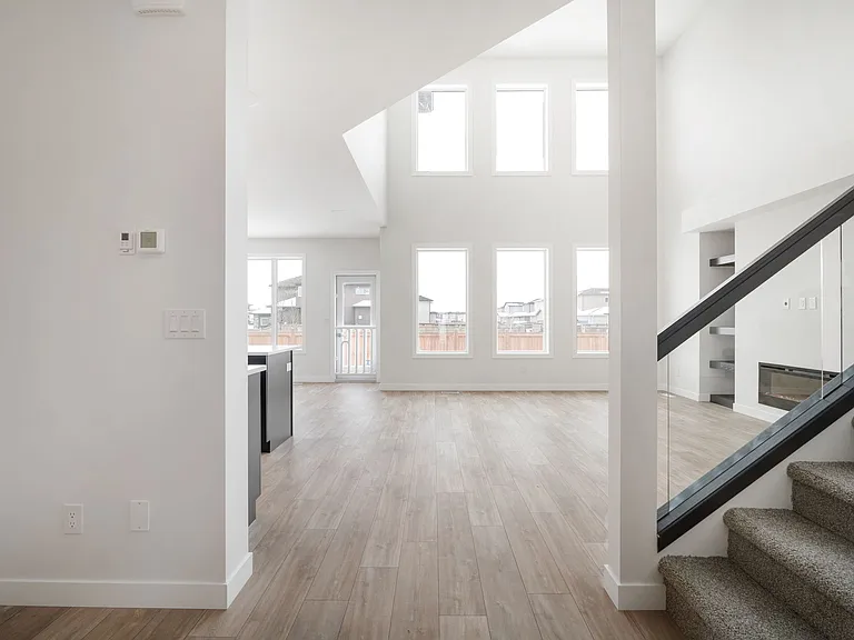 343 Yellow Moon Cres — Photo 12