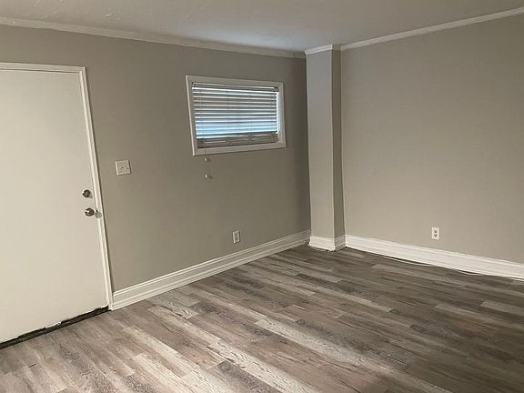 2nd image of 699 Argonne Ave NE