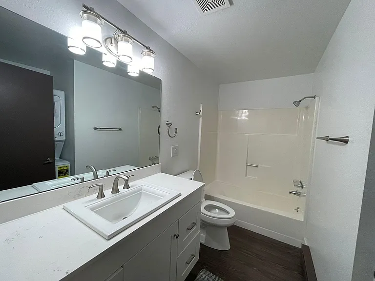 204 Dennis Way — Photo 8