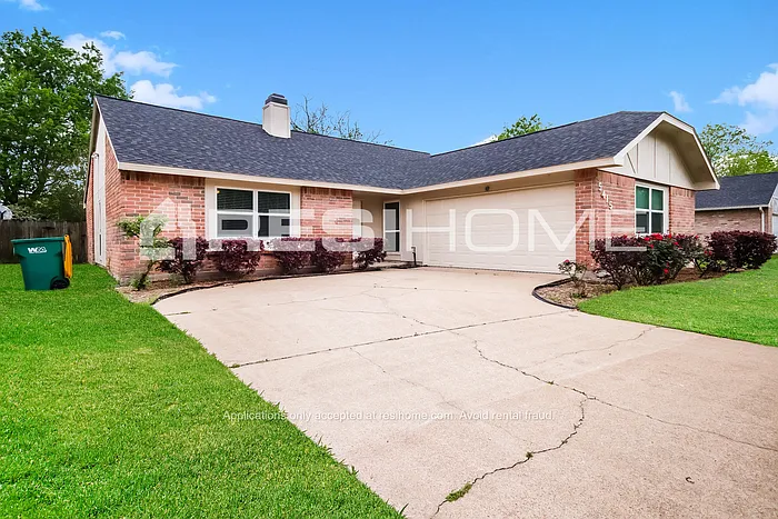 Building Photo - 5415 Fair Forest Dr