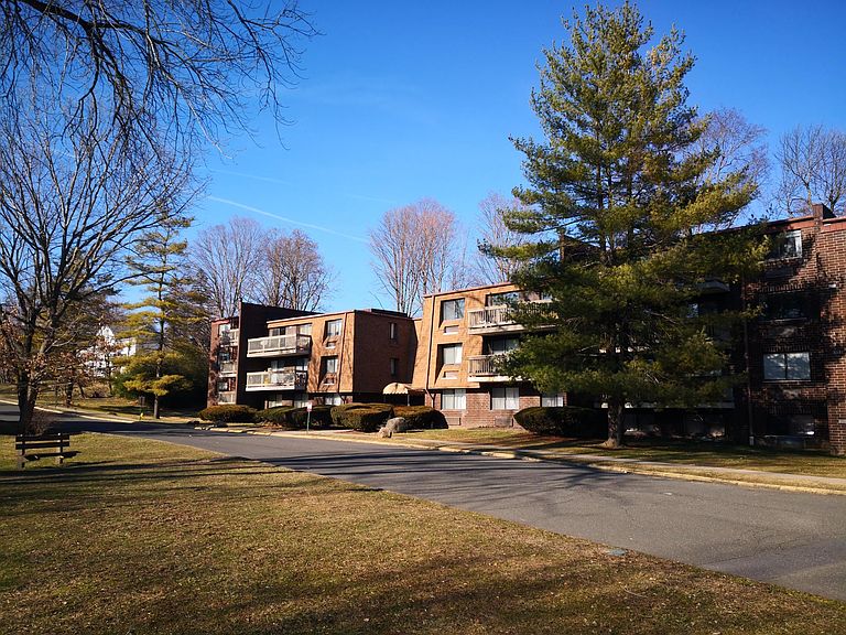 126 Triangle St Danbury, CT, 06810 Apartments for Rent Zillow