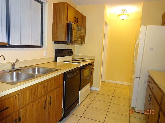 5th image of 1078 Soria Ave