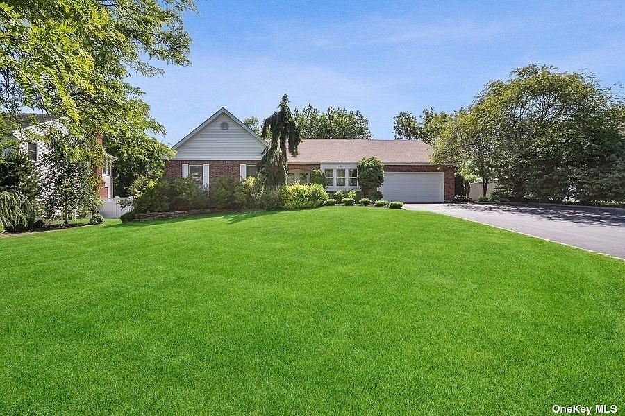 22 Rolling Hills Drive, Nesconset, NY 11767 Zillow