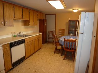 17 Andreano Ave, East Patchogue, NY 11772