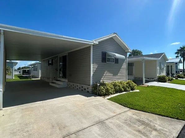 537 Carefree Dr, Frostproof, FL 33843