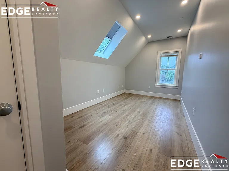 124 Kenrick St #8A — Photo 6