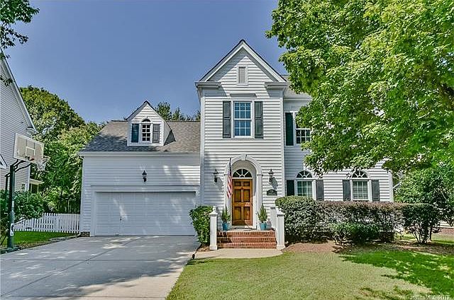 1st image of 724 Camaross Dr