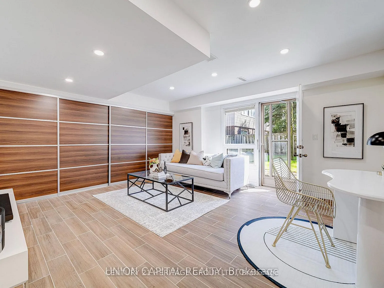 4 bed, $3,400 — Photo 4