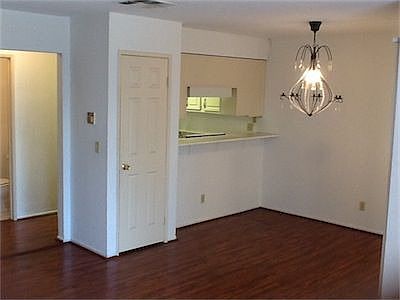 5th image of 132 S Adams St APT 206