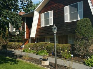 68 Gold Rd, Wappingers Falls, NY 12590