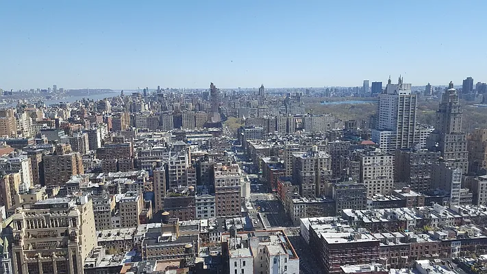 Rented by Park Millennium RE | media 39