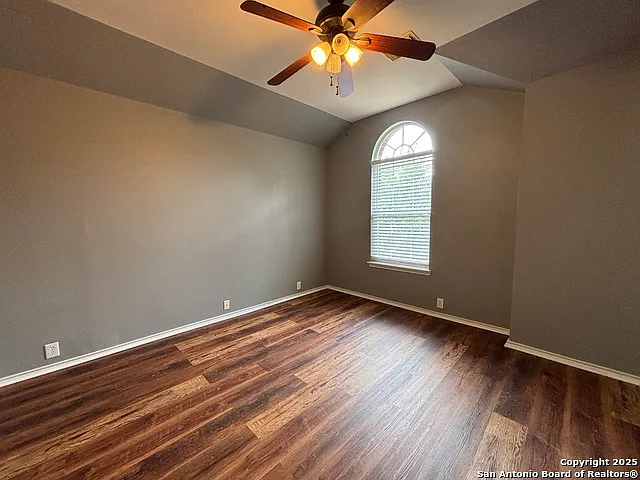 21511 Rio Comal — Photo 37