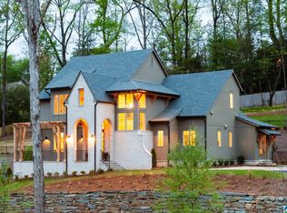 2726 Vestavia Forest Dr, Birmingham, AL 35216