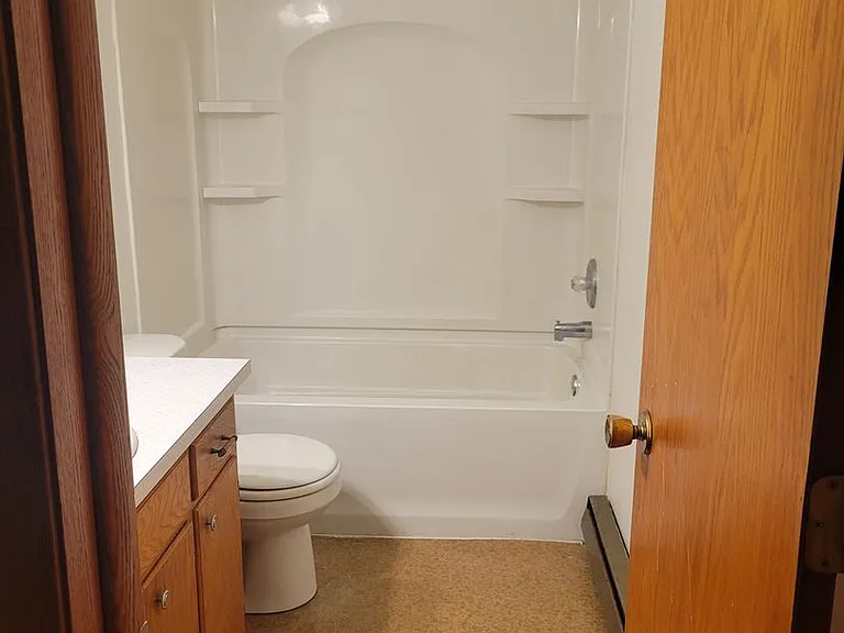 Hillside Triplex — Photo 12