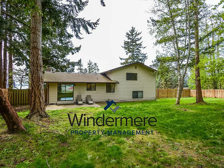 1285 Crescent Dr — Photo 28