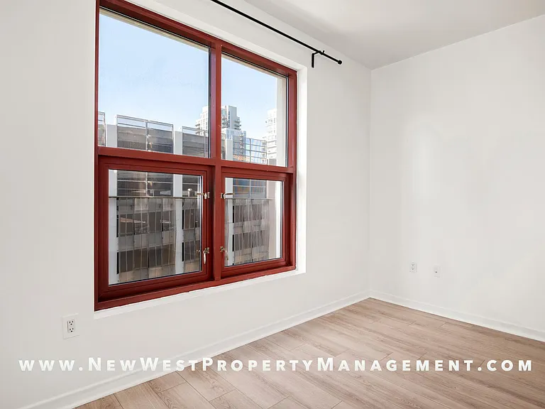 1150 J St #823 — Photo 6