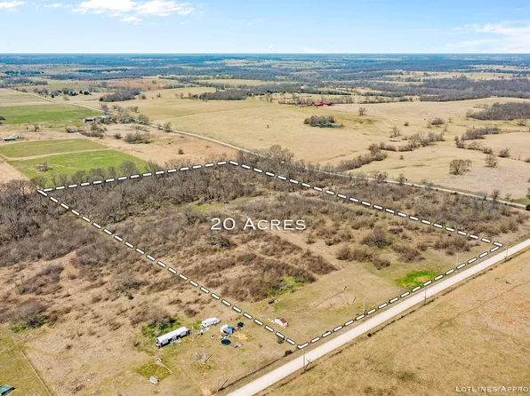 21170 S 1125 Road, Stockton, MO 65785