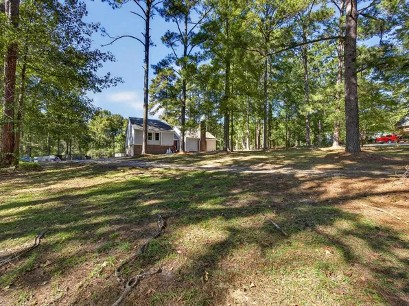 1118 Pepper Ridge Dr, Lugoff, SC 29078