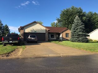 9164 Elaine Dr, Swartz Creek, MI 48473
