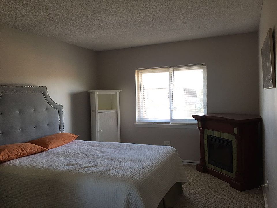 1st image of 1204 E Woodbury Ln APT 1A