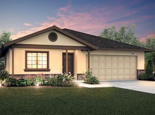 692 La Habra St, Merced, CA 95341