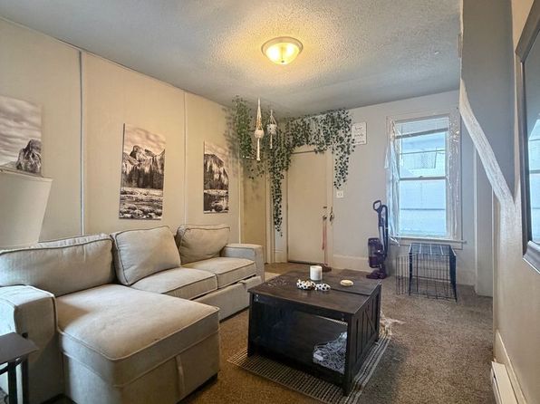 907 Forest St APT 1
