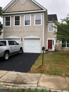 168 Woodcliff Boulevard, Morganville, NJ, 07751