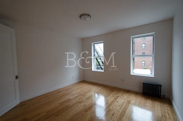 Rented by Brick&Mortar | media 33