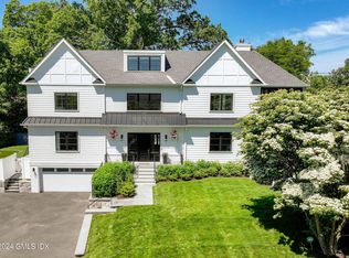 2 Winthrop Dr, Riverside, CT 06878