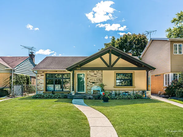 5015 Fitch Ave, Skokie, IL 60077