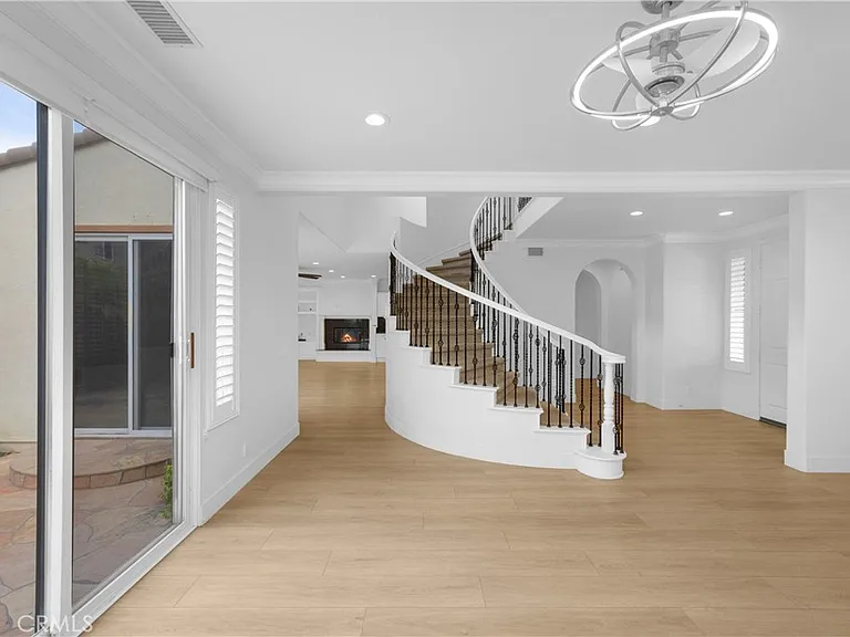 5271 Pearce Dr — Photo 7