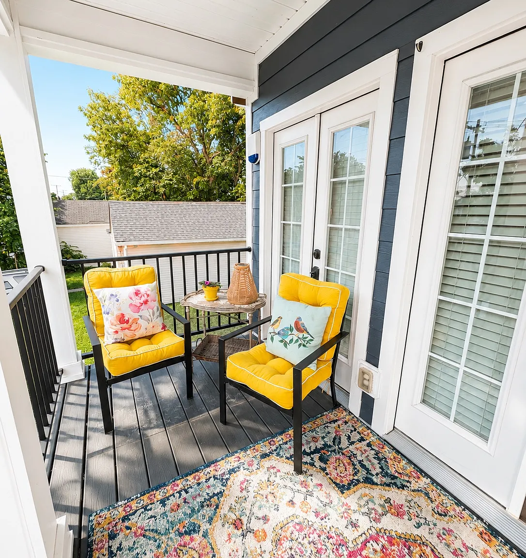 1 bed, 1.5 bath, 835 sqft, $2,100 — Photo 3