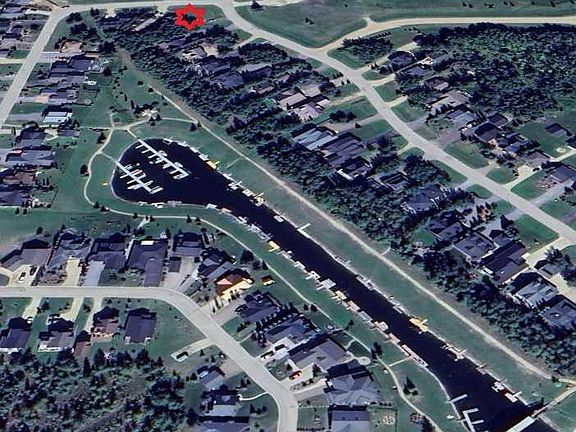 3rd image of 200 Canal St