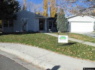 244 Cherokee Dr, Rock Springs, WY 82901
