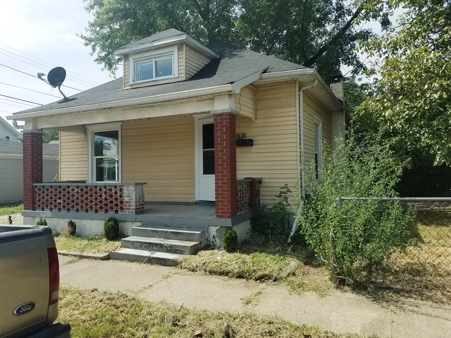 3 bed, 1109 sqft, $1,100 — Photo 1