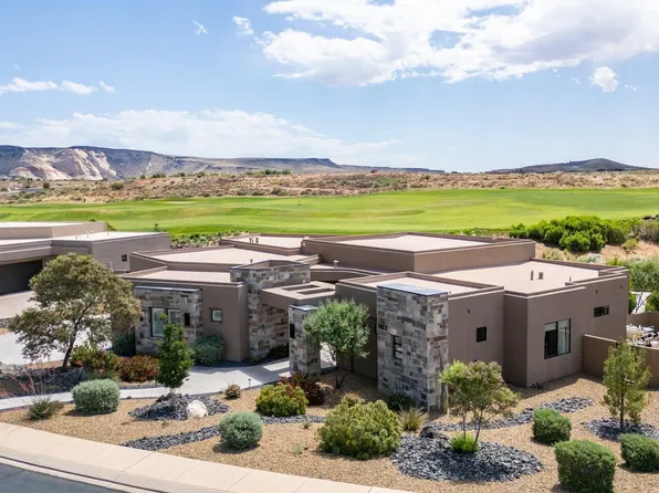 4850 N Petroglyph Dr, Saint George, UT 84770