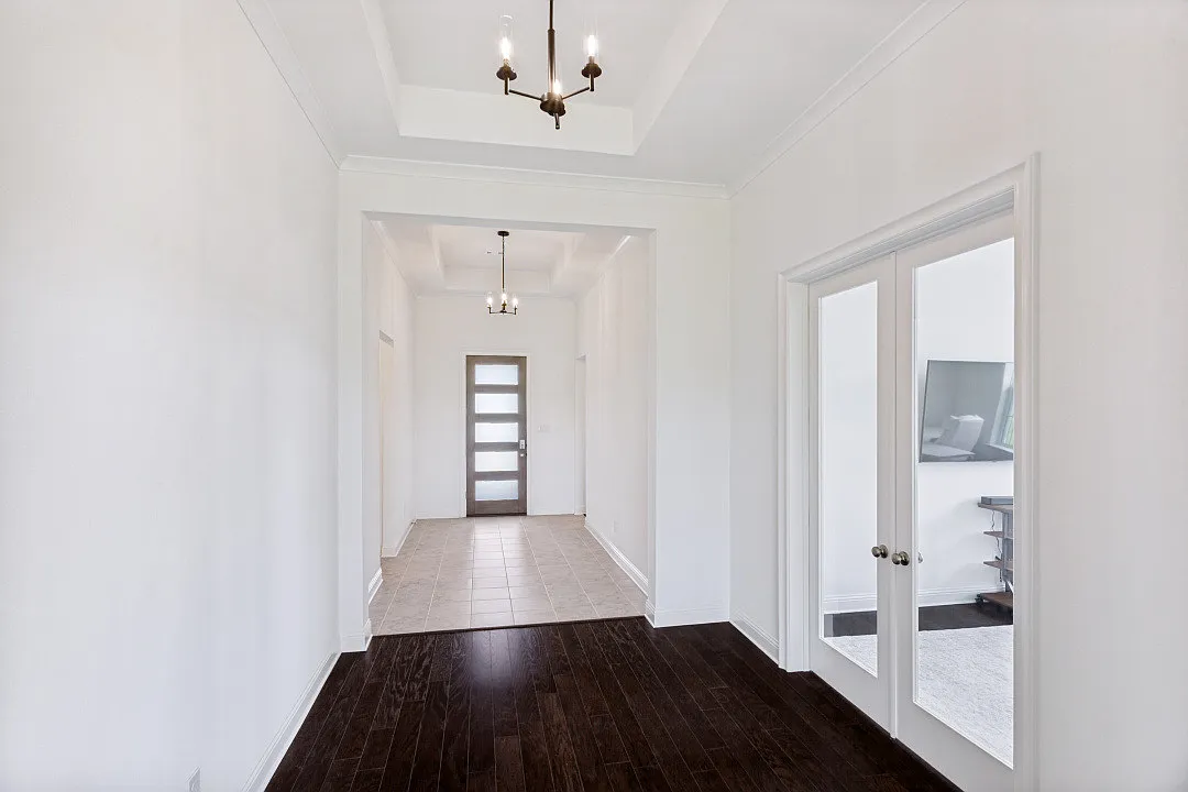 3 bed, 3.5 bath, 2758 sqft, $4,500 — Photo 2
